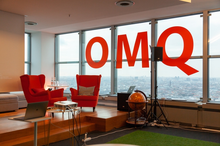Ausblick auf Berlin OMQ Rooftop Event Treptowers